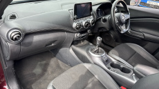 Nissan Juke 1.0 DiG-T 114 N-Connecta 5dr Petrol Hatchback